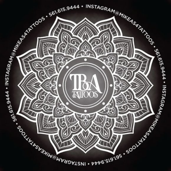 Meet your Posher, Danielle! - Picture 5 of 11